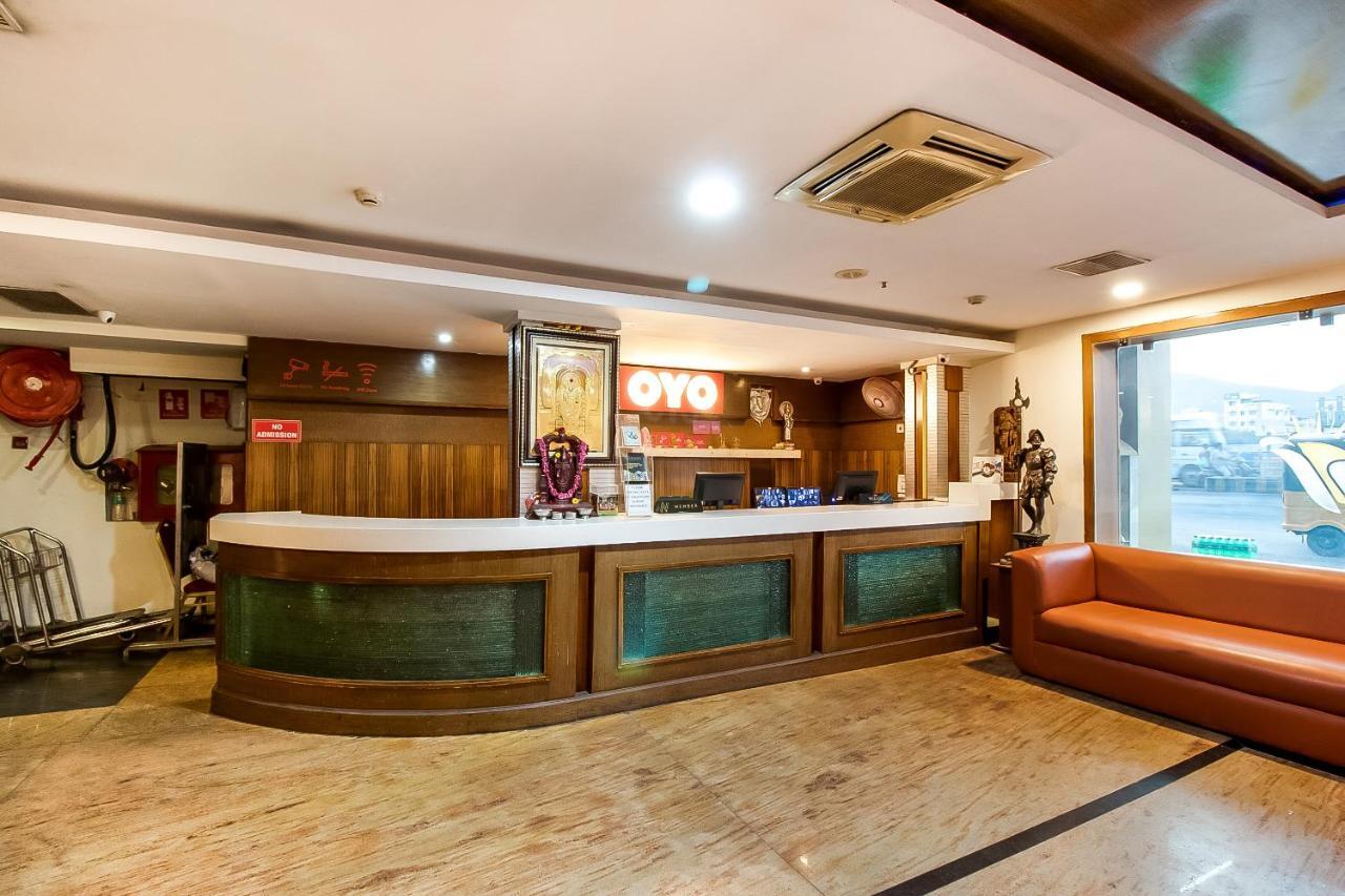 Oyo Flagship 9115 Hotel Udayee International Tirupati Bagian luar foto